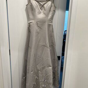 GOWN!! LE FEMME. Embroidered and beaded.  Shawl.